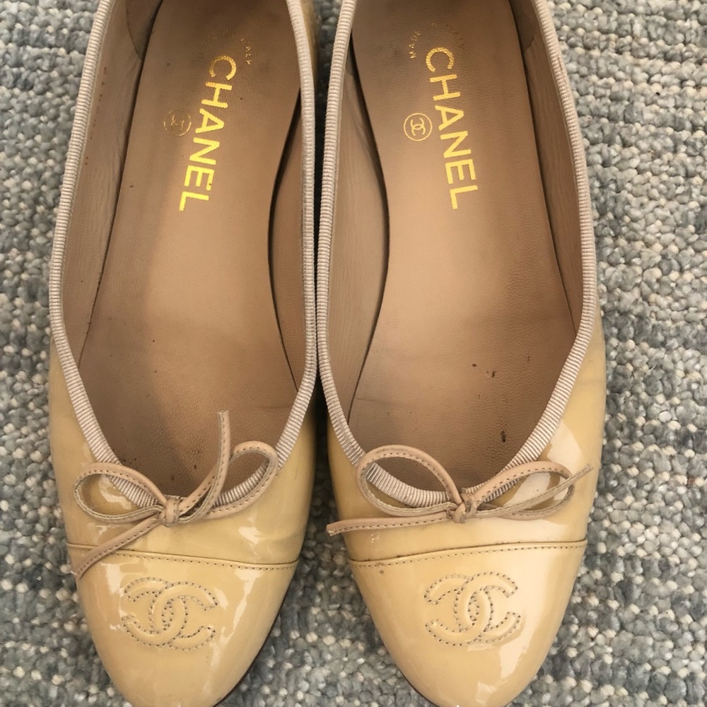 Chanel patent ballet flat